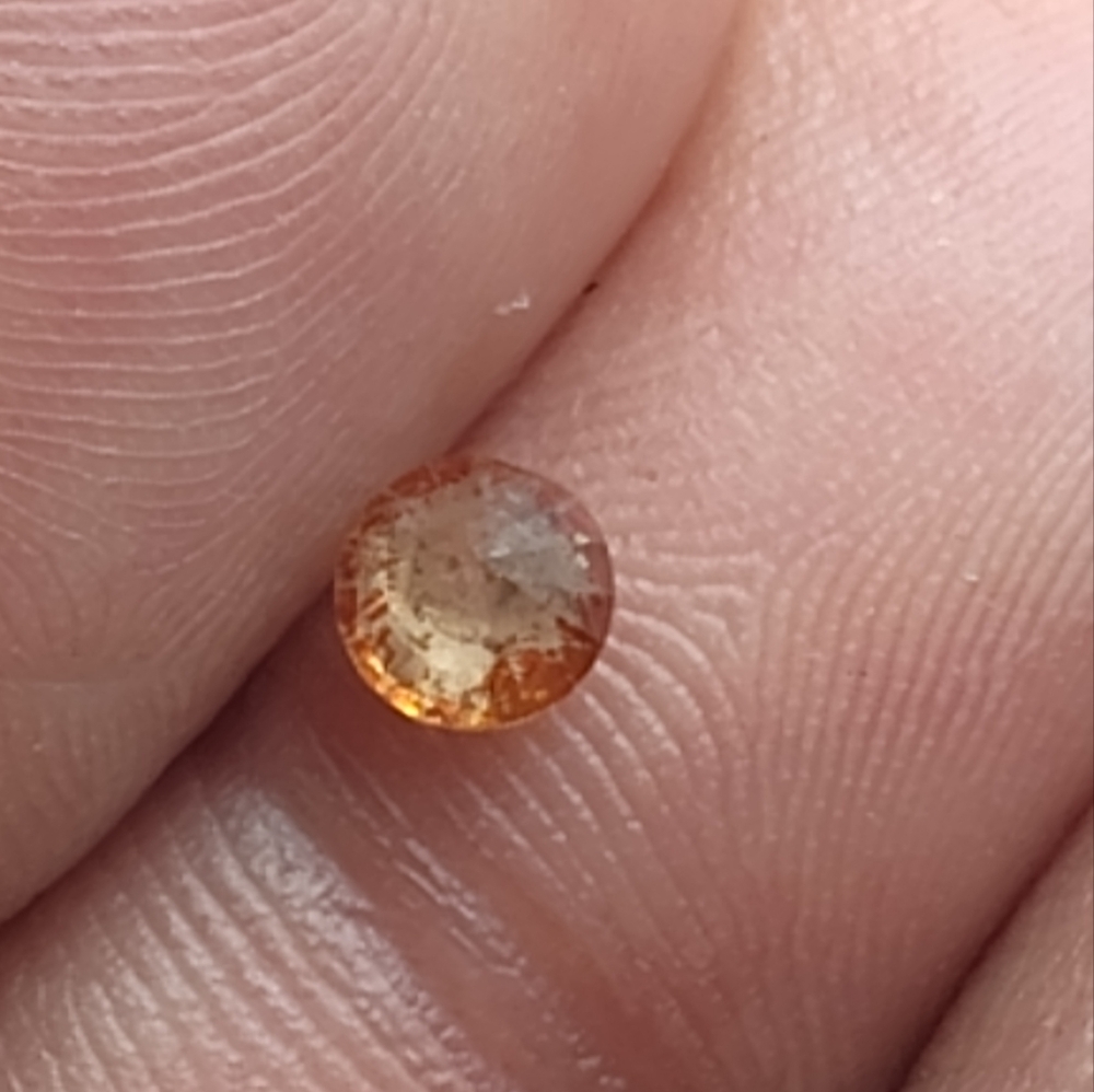 Red diamond - Picture 7 of 11